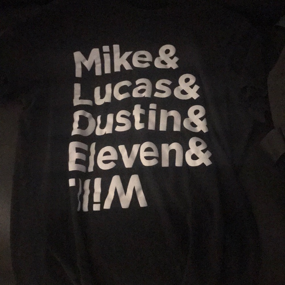 Stranger things cast shirt